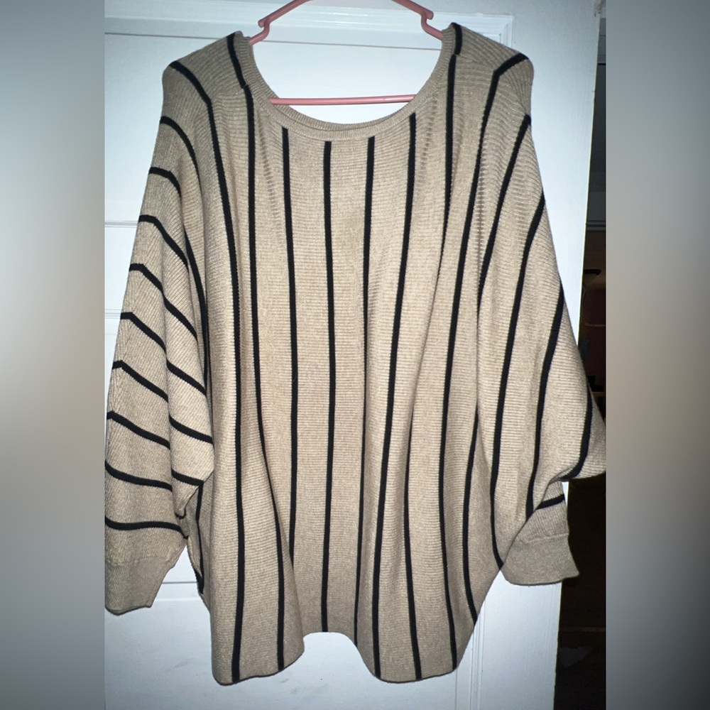 Women’s Sweater, Never worn